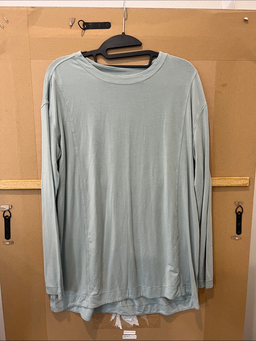 lululemon athletica Women's Long-Sleeve Crew - Light Sage
